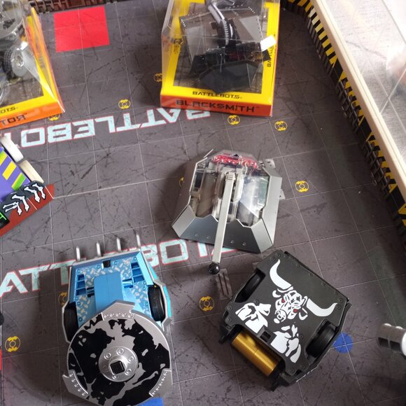 HexBug Battlebots - Picture 3 of 4